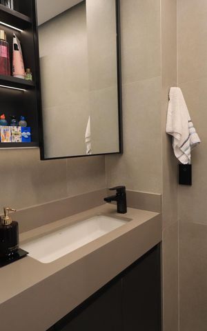 Apartamento à venda com 125m², 2 quartos e 2 vagasBanheiro da Suíte 2