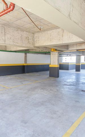 Apartamento à venda com 77m², 2 quartos e 2 vagas Apartamento à venda com 77m², 2 quartos e 2 vagasGaragem