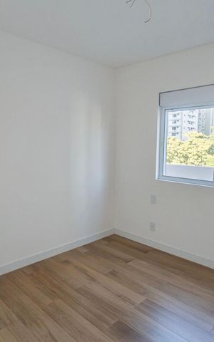 Apartamento à venda com 77m², 2 quartos e 2 vagas Apartamento à venda com 77m², 2 quartos e 2 vagasSuíte 1
