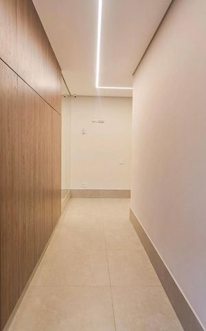 Apartamento à venda com 77m², 2 quartos e 2 vagas Apartamento à venda com 77m², 2 quartos e 2 vagasHall de entrada