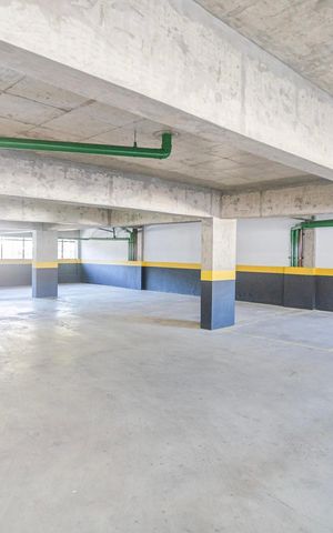 Apartamento à venda com 77m², 2 quartos e 2 vagas Apartamento à venda com 77m², 2 quartos e 2 vagasGaragem