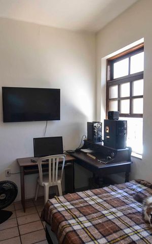 Casa à venda com 45m², 2 quartos e sem vaga Casa à venda com 45m², 2 quartos e sem vagaQuarto 1