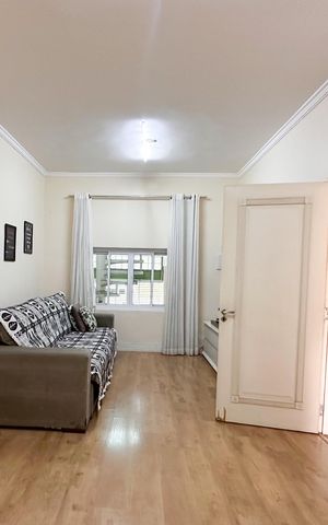Casa para alugar com 140m², 4 quartos e 2 vagasSala