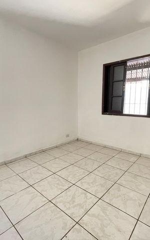 Casa à venda com 69m², 2 quartos e 2 vagasQuarto 2