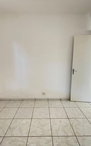 Casa à venda com 69m², 2 quartos e 2 vagasQuarto 2