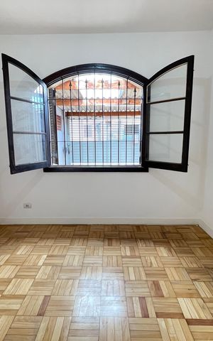 Casa à venda com 69m², 2 quartos e 2 vagasQuarto 1