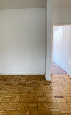 Casa à venda com 69m², 2 quartos e 2 vagasQuarto 1
