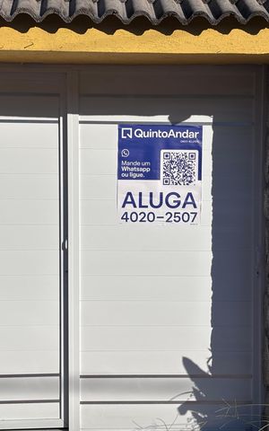 Casa de condomínio para alugar com 265m², 3 quartos e 2 vagas Casa de condomínio para alugar com 265m², 3 quartos e 2 vagasFachada