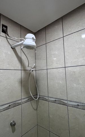 Casa de condomínio para alugar com 265m², 3 quartos e 2 vagas Casa de condomínio para alugar com 265m², 3 quartos e 2 vagasBanheiro social