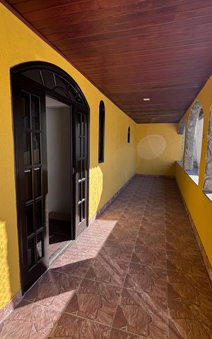 Casa de condomínio para alugar com 265m², 3 quartos e 2 vagas Casa de condomínio para alugar com 265m², 3 quartos e 2 vagasVaranda