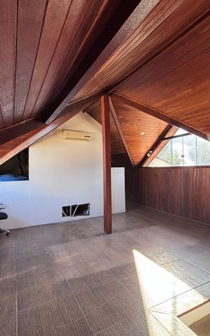 Casa de condomínio para alugar com 265m², 3 quartos e 2 vagas Casa de condomínio para alugar com 265m², 3 quartos e 2 vagasÁrea comum