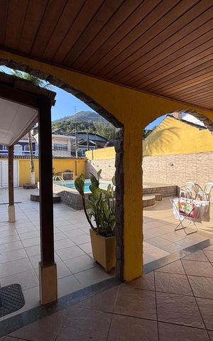 Casa de condomínio para alugar com 265m², 3 quartos e 2 vagas Casa de condomínio para alugar com 265m², 3 quartos e 2 vagasÁrea externa