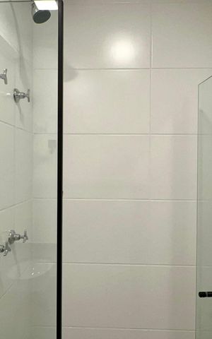 Studio para alugar com 25m², 1 quarto e sem vaga Studio para alugar com 25m², 1 quarto e sem vagaBanheiro