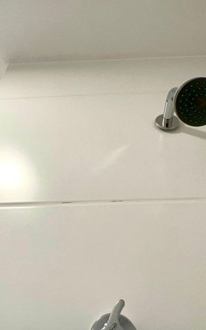 Studio para alugar com 25m², 1 quarto e sem vaga Studio para alugar com 25m², 1 quarto e sem vagaBanheiro