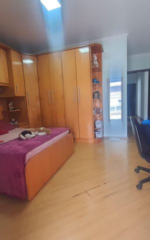 Casa para alugar com 250m², 4 quartos e 2 vagas