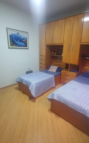 Casa para alugar com 250m², 4 quartos e 2 vagas