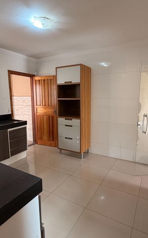 Casa para alugar com 100m², 3 quartos e 3 vagasCozinha
