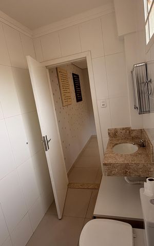 Casa para alugar com 100m², 3 quartos e 3 vagasBanheiro da Suíte 1