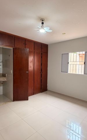 Casa para alugar com 100m², 3 quartos e 3 vagasSuíte 2