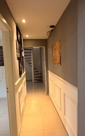 Casa para alugar com 100m², 3 quartos e 3 vagasCorredor
