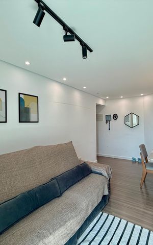 Apartamento à venda com 72m², 3 quartos e 1 vaga Apartamento à venda com 72m², 3 quartos e 1 vagaSala