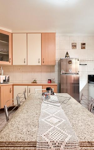 Casa à venda com 140m², 2 quartos e 1 vaga Casa à venda com 140m², 2 quartos e 1 vagaCozinha