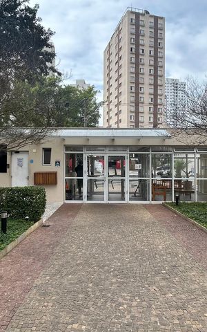 Apartamento à venda com 107m², 2 quartos e 2 vagas Apartamento à venda com 107m², 2 quartos e 2 vagasPortaria