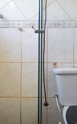 Casa à venda com 100m², 2 quartos e 1 vagaBanheiro
