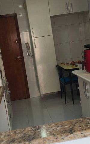 Apartamento à venda com 97m², 3 quartos e 2 vagas Apartamento à venda com 97m², 3 quartos e 2 vagasCozinha