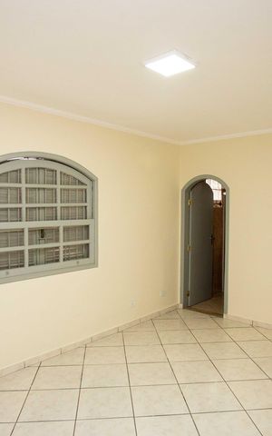 Casa à venda com 260m², 5 quartos e 3 vagasQuarto Suíte