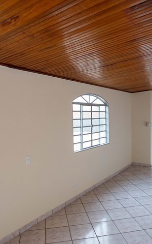 Casa à venda com 260m², 5 quartos e 3 vagasQuarto Suite 2
