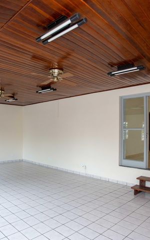 Casa à venda com 260m², 5 quartos e 3 vagasSala de Estar