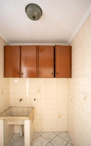 Casa à venda com 260m², 5 quartos e 3 vagasÁrea de Serviço