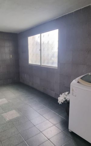 Casa à venda com 200m², 5 quartos e 1 vaga Casa à venda com 200m², 5 quartos e 1 vagaÁrea de serviço