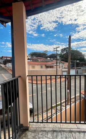 Casa para alugar com 150m², 3 quartos e 2 vagas Casa para alugar com 150m², 3 quartos e 2 vagasSacada suíte