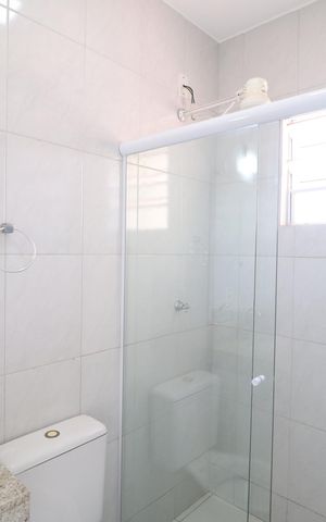 Casa de condomínio para alugar com 95m², 3 quartos e 2 vagasBanheiro Social