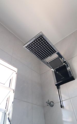Casa de condomínio para alugar com 95m², 3 quartos e 2 vagasBanheiro do Quarto 3