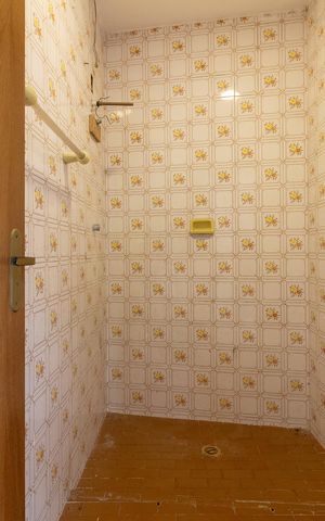 Casa à venda com 150m², 2 quartos e 3 vagas Casa à venda com 150m², 2 quartos e 3 vagasBanheiro da Edícula