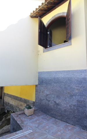 Casa de condomínio à venda com 225m², 2 quartos e 1 vagaQuintal