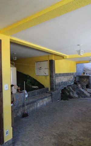 Casa de condomínio à venda com 225m², 2 quartos e 1 vagaGaragem