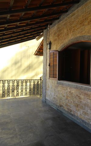 Casa de condomínio à venda com 225m², 2 quartos e 1 vagaVaranda