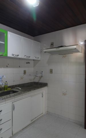 Casa de condomínio à venda com 225m², 2 quartos e 1 vagaCozinha
