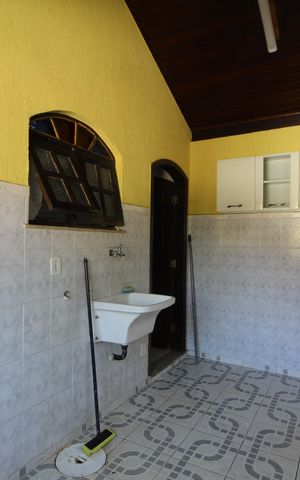 Casa de condomínio à venda com 225m², 2 quartos e 1 vagaÁrea de Serviço
