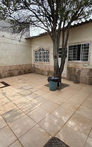 Casa à venda com 126m², 4 quartos e 1 vaga
