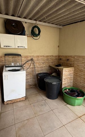 Casa à venda com 126m², 4 quartos e 1 vaga
