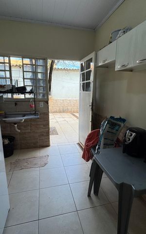 Casa à venda com 126m², 4 quartos e 1 vaga