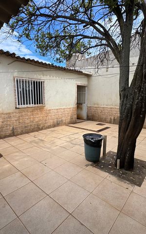 Casa à venda com 126m², 4 quartos e 1 vaga