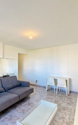 Apartamento para alugar com 80m², 2 quartos e sem vaga