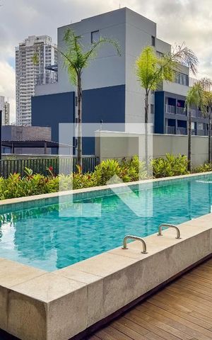 Apartamento para alugar com 36m², 1 quarto e sem vaga Apartamento para alugar com 36m², 1 quarto e sem vagaPiscina