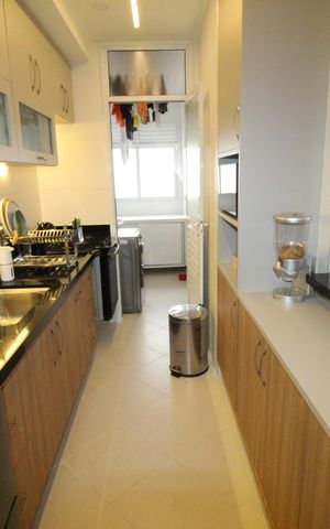 Apartamento para alugar com 95m², 3 quartos e 2 vagasCozinha